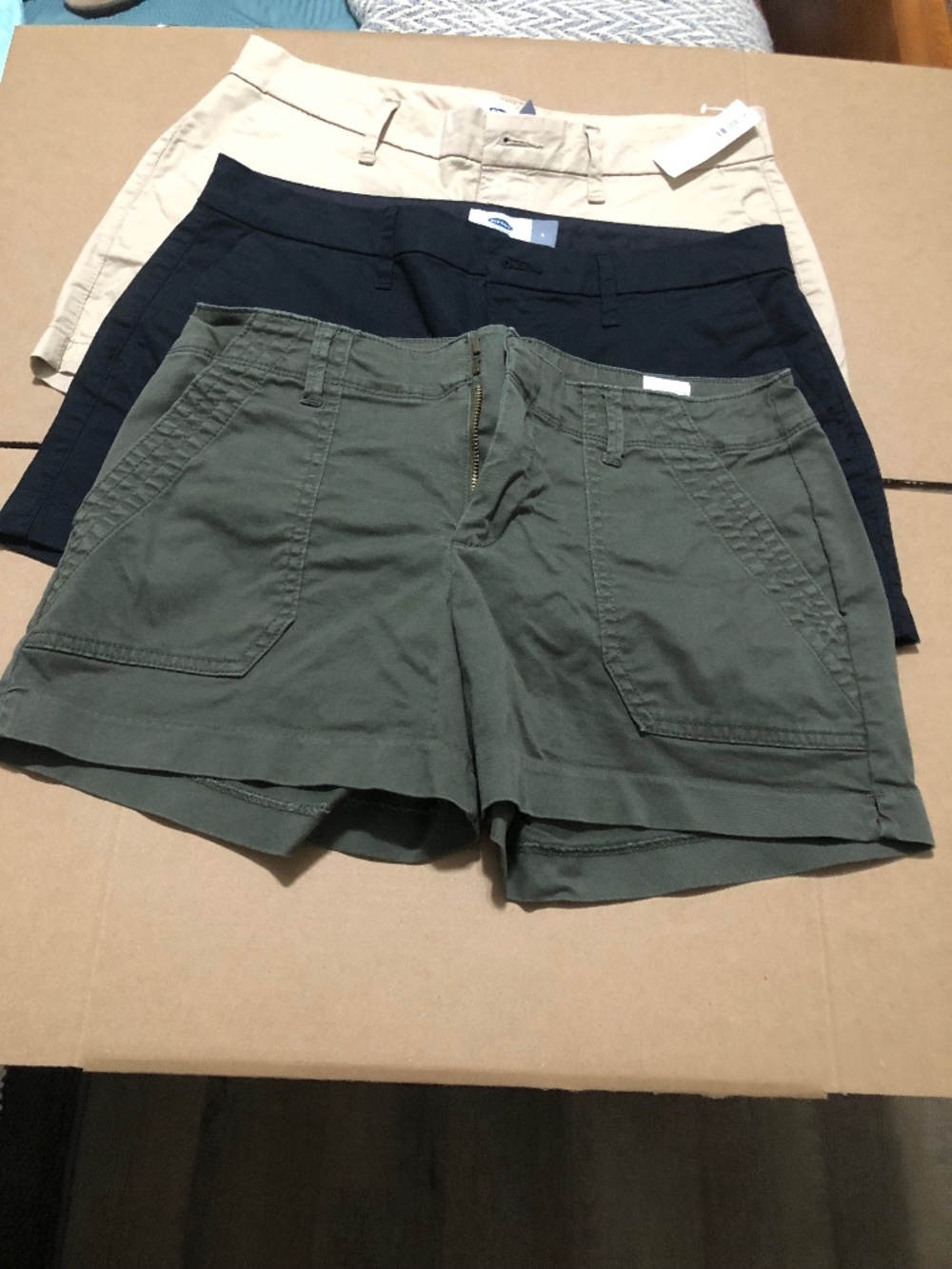 3 pair of OldNavy Relaxed Fit Mid-Rise Everyday Shorts-Black,  DJ green& Khaki